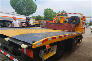 忻府附近拖车电话号码服务