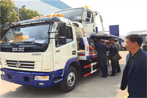 忻府汽车道路救援拖车价格